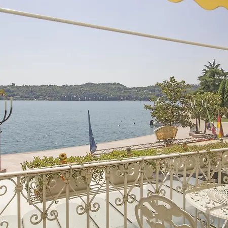 Romantic Benaco Salo Exterior photo
